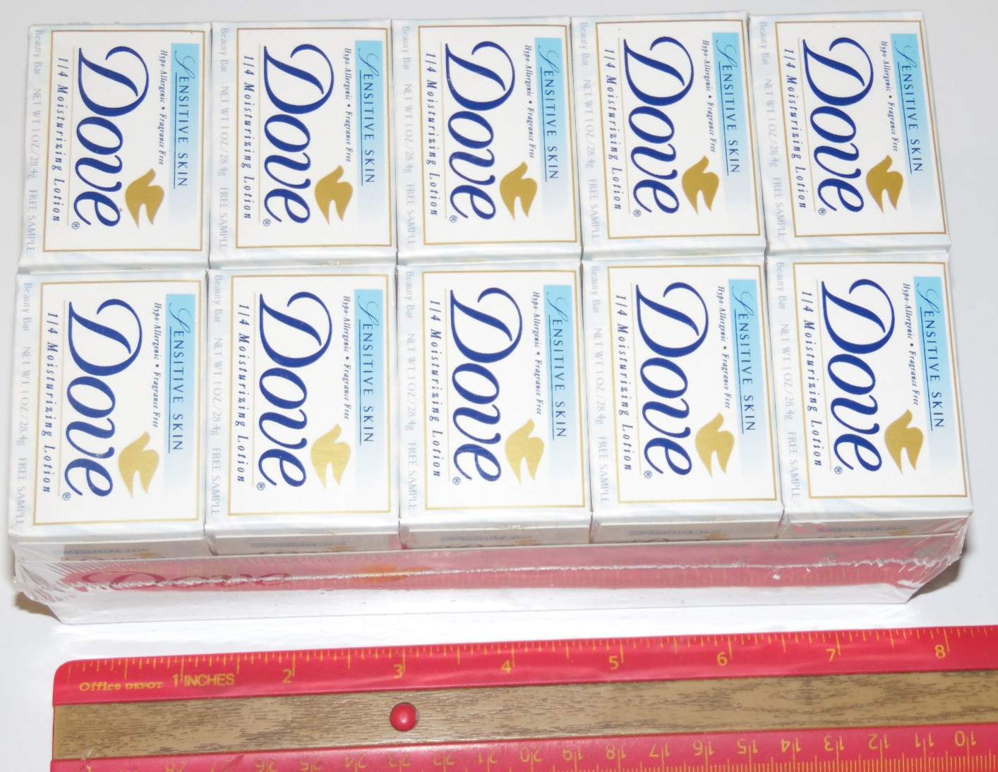 Vtg 30 Cnt Box bulk Dove Sensitive Skin 1/4 Moisturizing Bar Soap 1 Oz Mini 2002