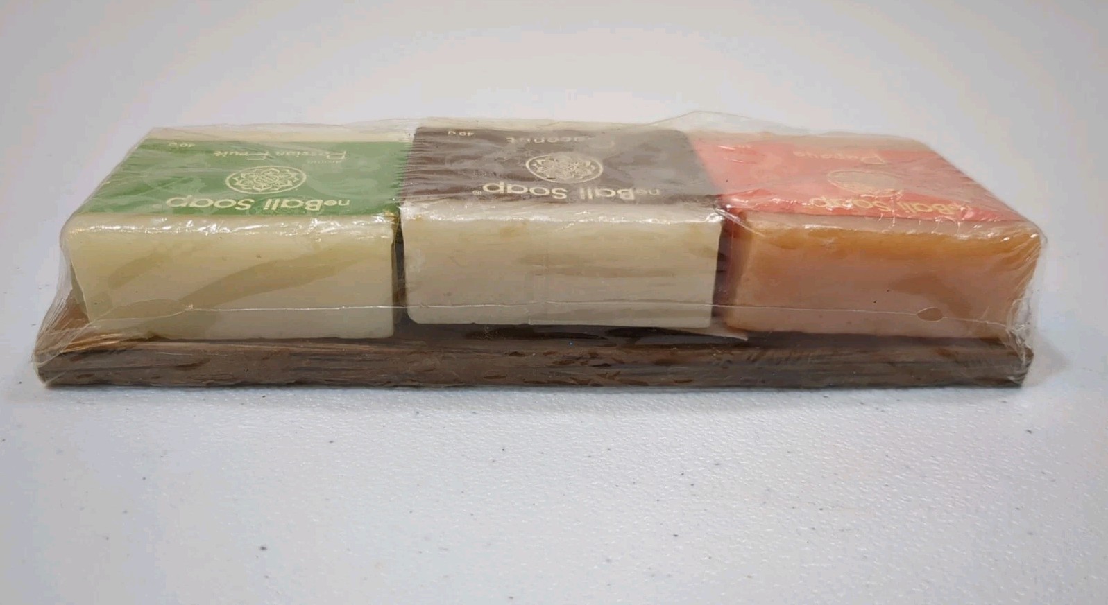 Natural 3 Bar Soap Set neBali Soap Papaya Coconut Passion Fruit Unisex 40g Each