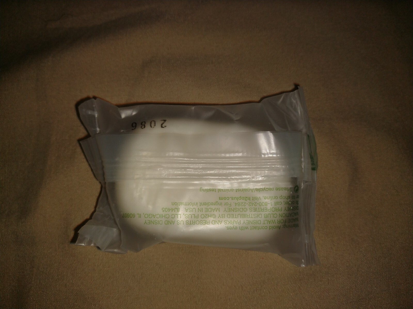 White DISNEY H2O Sea Salt Bar Soap Bigger 2 Oz size lot of 2