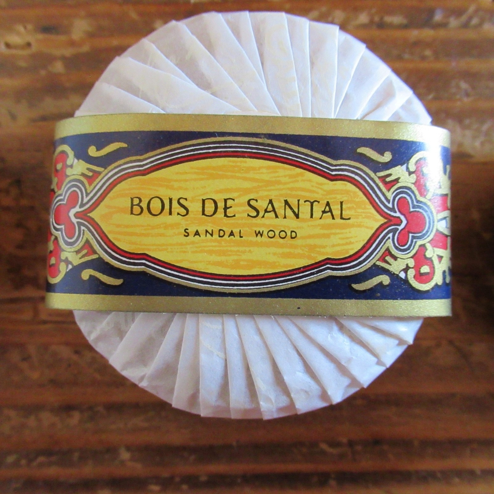 Vintage Soaps Roger Gallet Paris Savons Parfumés 3 oz Assorted Set of 5 with Box
