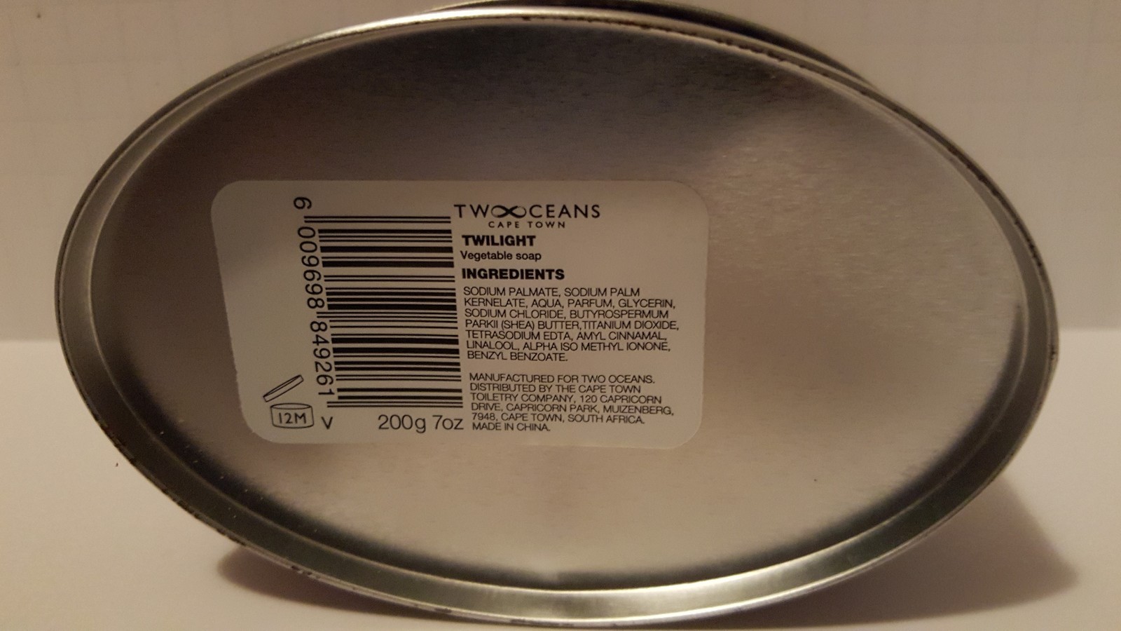Two Oceans Twilight Lasting Oval Fragranced Moisturizing Soap 7 oz.in Tin NEW