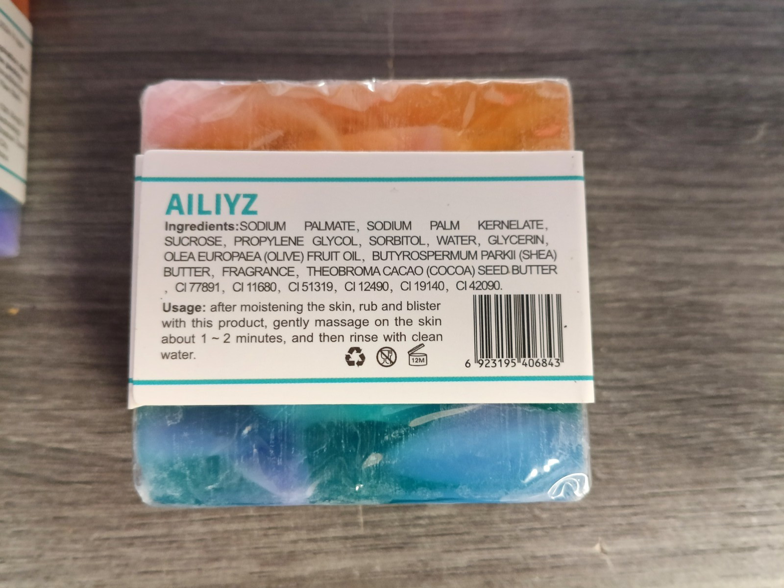LOT of 8 Ailiyz All Natural Bar Soap