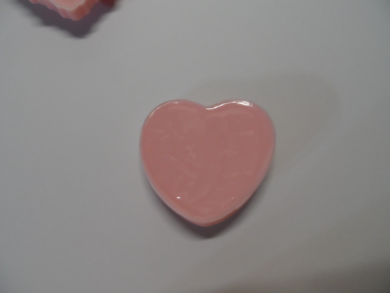 Lot of 2 Roses and Hearts Love Forever Decorative Soaps Pink/White