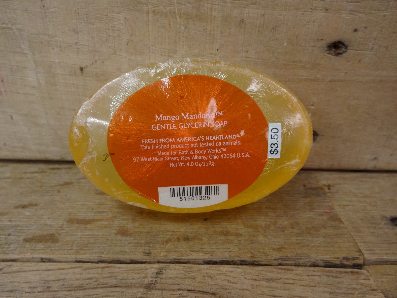 Bath & Body Works Gentle Glycerin Soap Bar 4 oz Mango Mandarin & Juniper Breeze