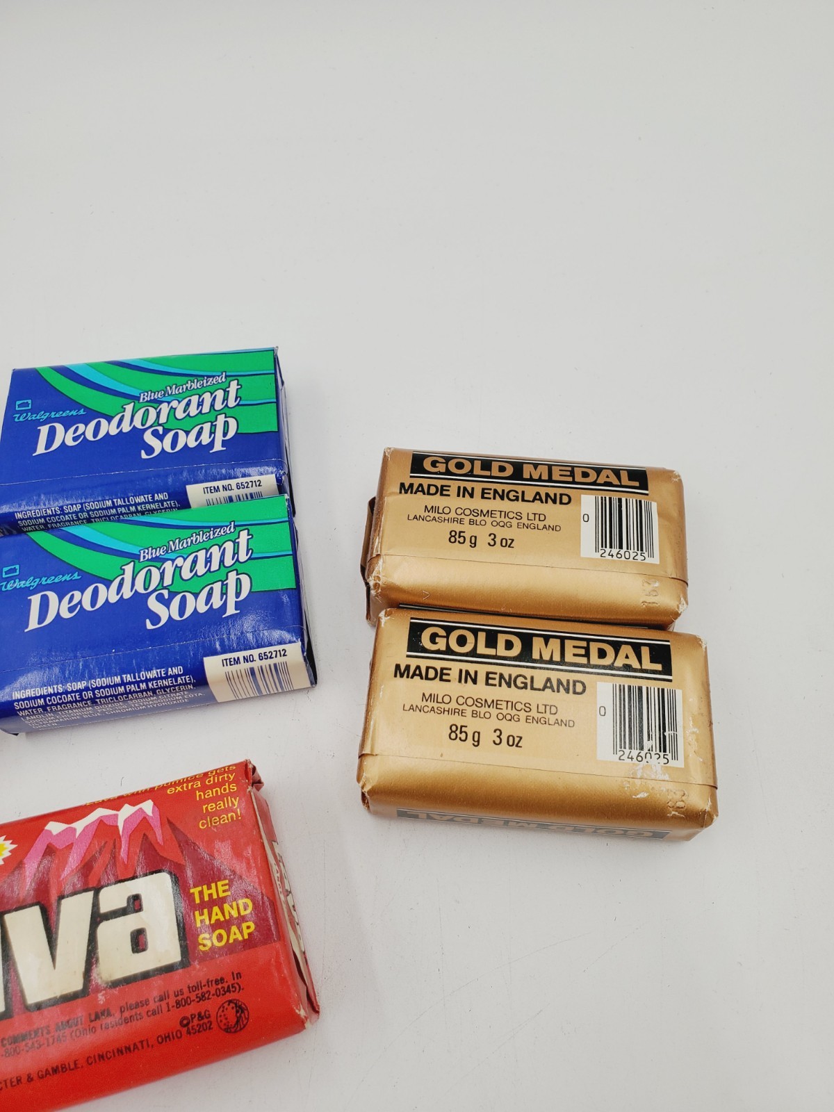 NIB Vintage Soap Bars Mixed Lot of 9 Walgreens Yardley Gold Metal Lava