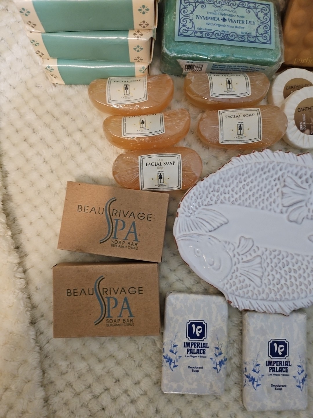 Luxury Soaps Lot Of 27 Variety Soaps & Mud Pie Soap Dish NEW