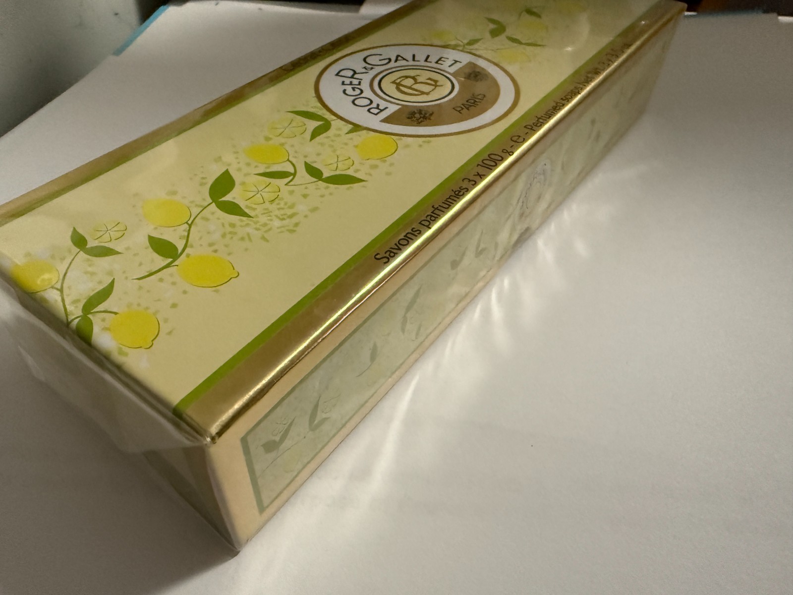 New 3 Roger & Gallet Paris Citron Perfumed Soaps 100 Grams Each French unopened