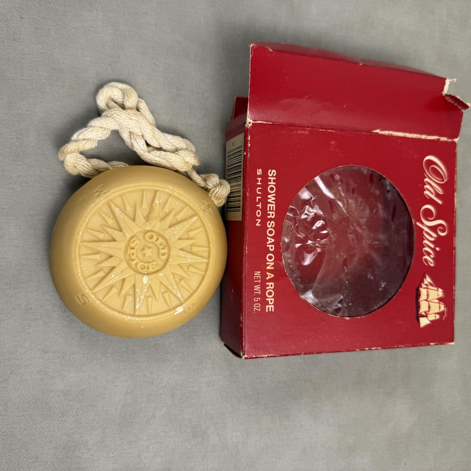 Vintage Old Spice Shower Soap on a Rope 5 oz Shulton Made USA Boxed Compass Logo