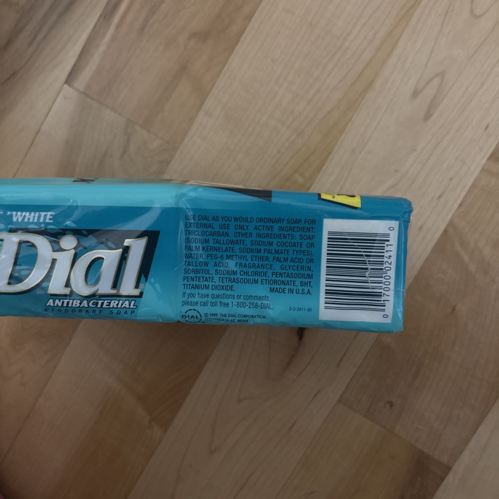 Dial Soap White Vintage Antibacterial Deodorant 8 Soap Bars Bath SEALED 1999