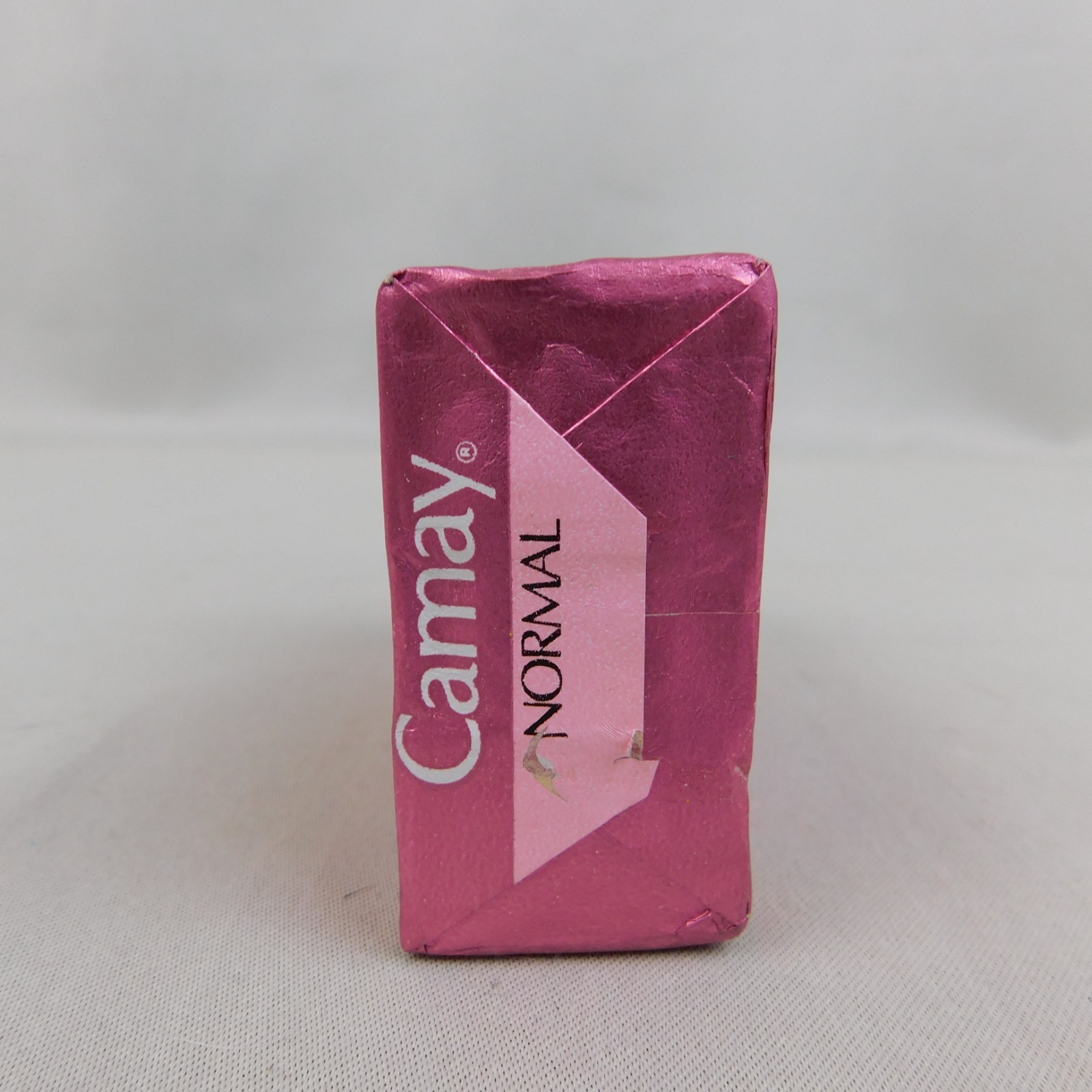 Vintage NOS Camay Beauty Soap Normal Skin 4.75 Bath Size Pink Package #A294