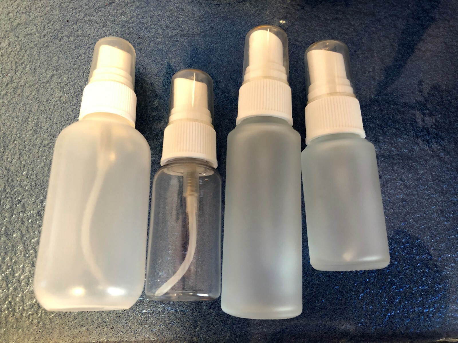 15 – 60ml Empty  Refillable Glass & Plastic Spray Bottles With Pump and Sprayer