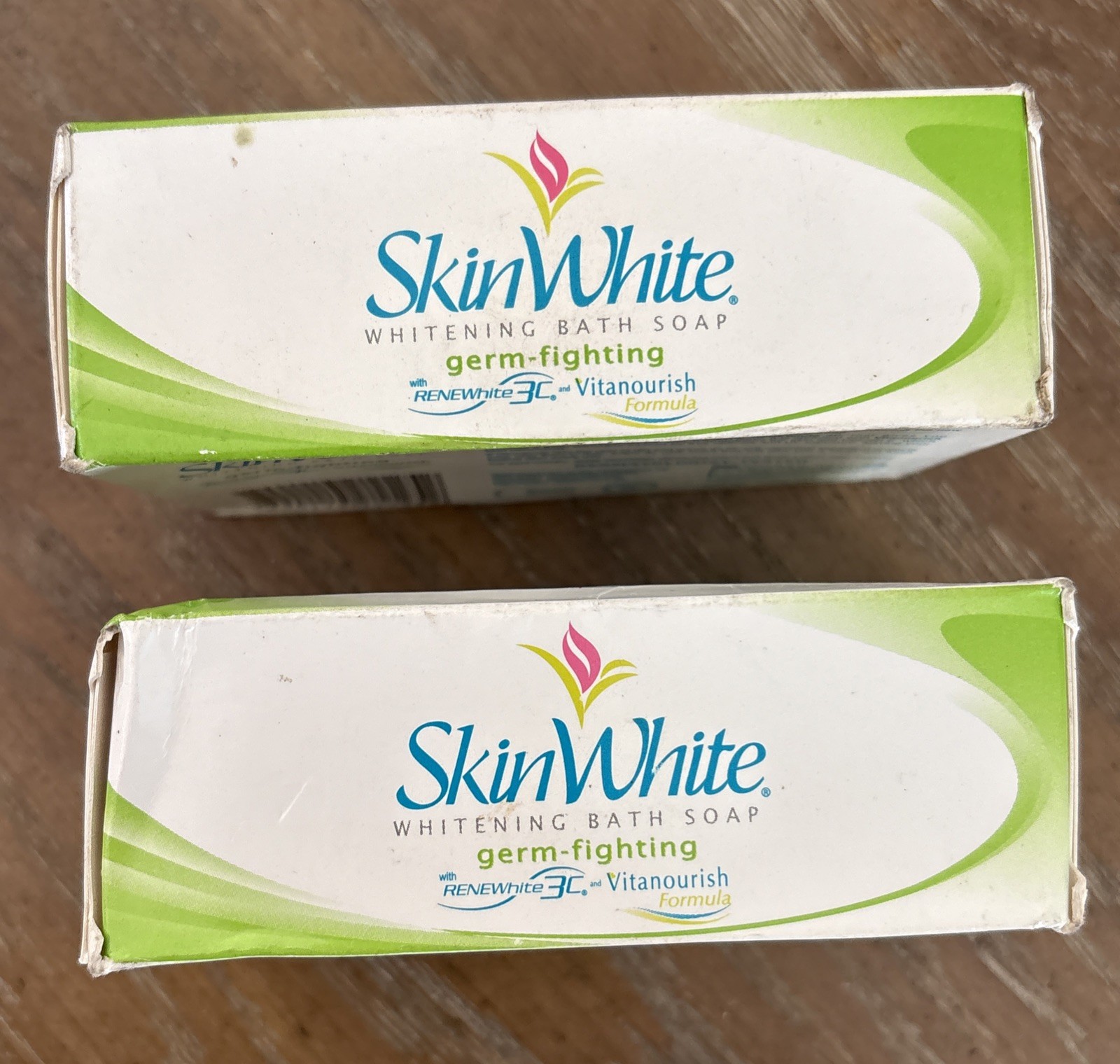Lot Of 2 Skin White Whitening Bath Soap Germ-Fighting Green Box 4.75oz