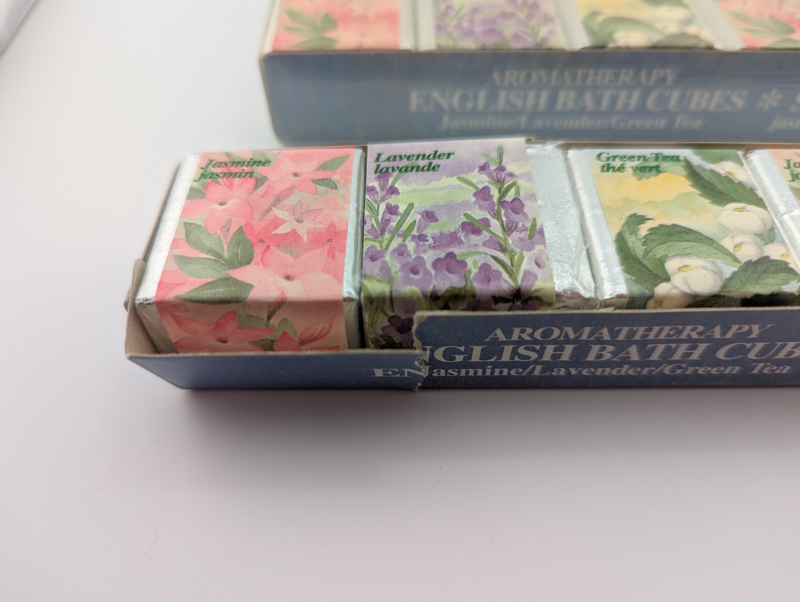 Vintage Aromatherapy English Bath 24 Cubes Jasmine Green Tea Lavender