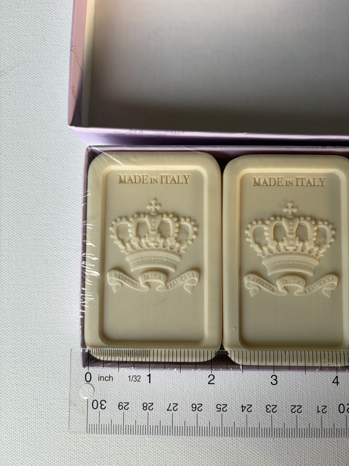 Goats Milk Soap With Lavender – Made In Italy Set Of 3 Bars Each 4.4 Oz