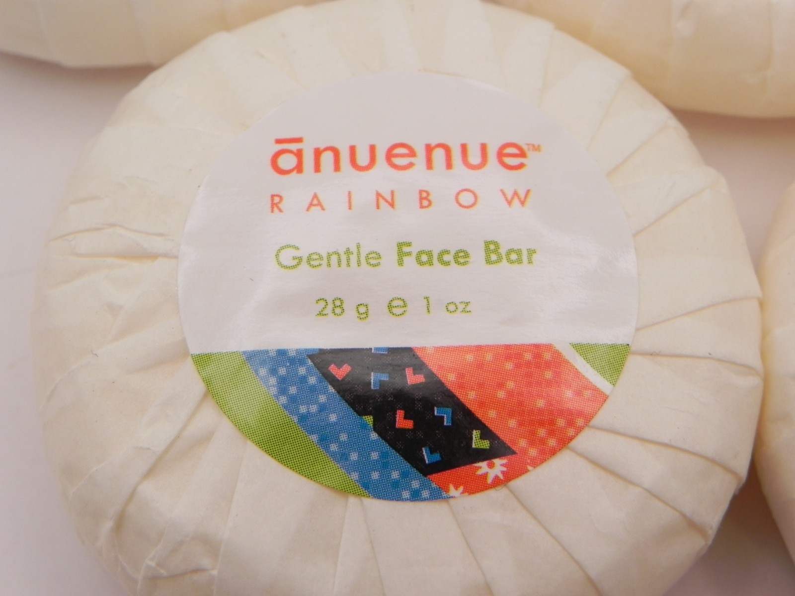 Anuenue Rainbow Gentle Face Bar 7 x 28g (1oz)