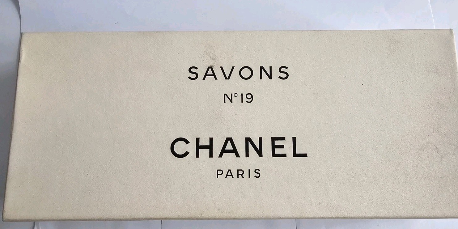 CHANEL SOAP N°19 VINTAGE ORIGINAL NEW!!!