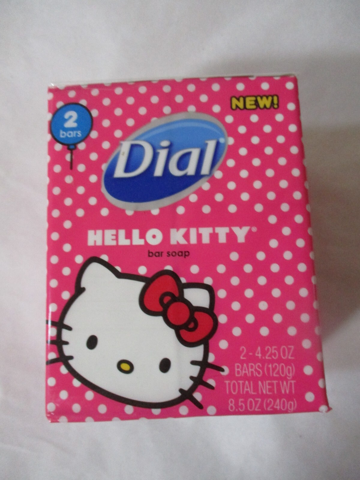 NEW DIAL HELLO KITTY BAR SOAP 2 BARS IN SEALED PACKAGE PINK DOTS KITTY VERY CUTE