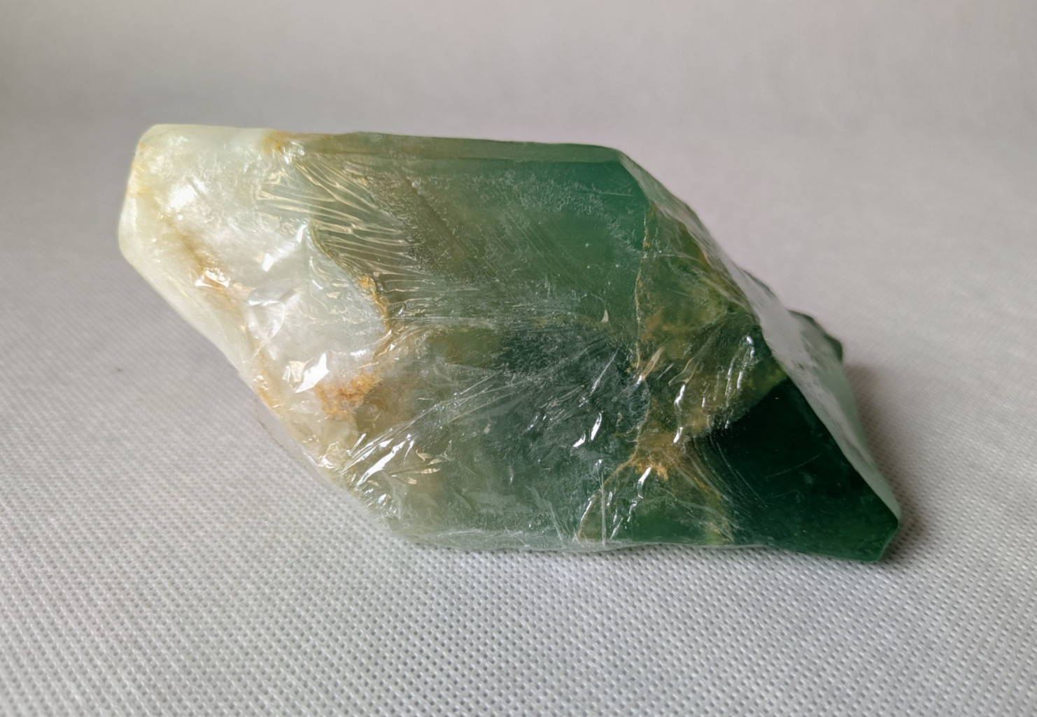 Savons Gemme Emeraude Decorative Soap Rock