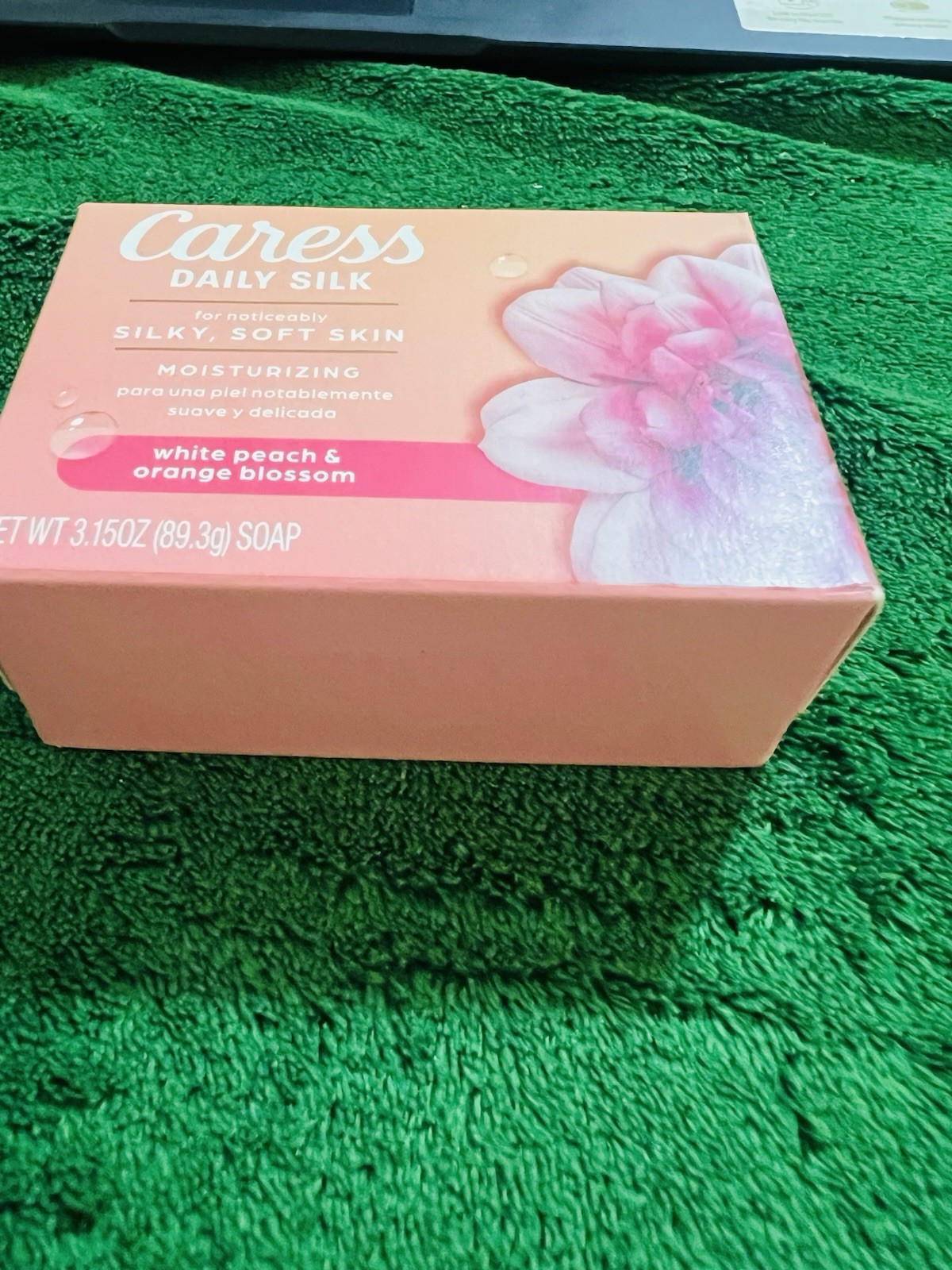 Caress Daily Silk Moisturizing Bar Soap White Peach & Orange Blossom 3.15 oz