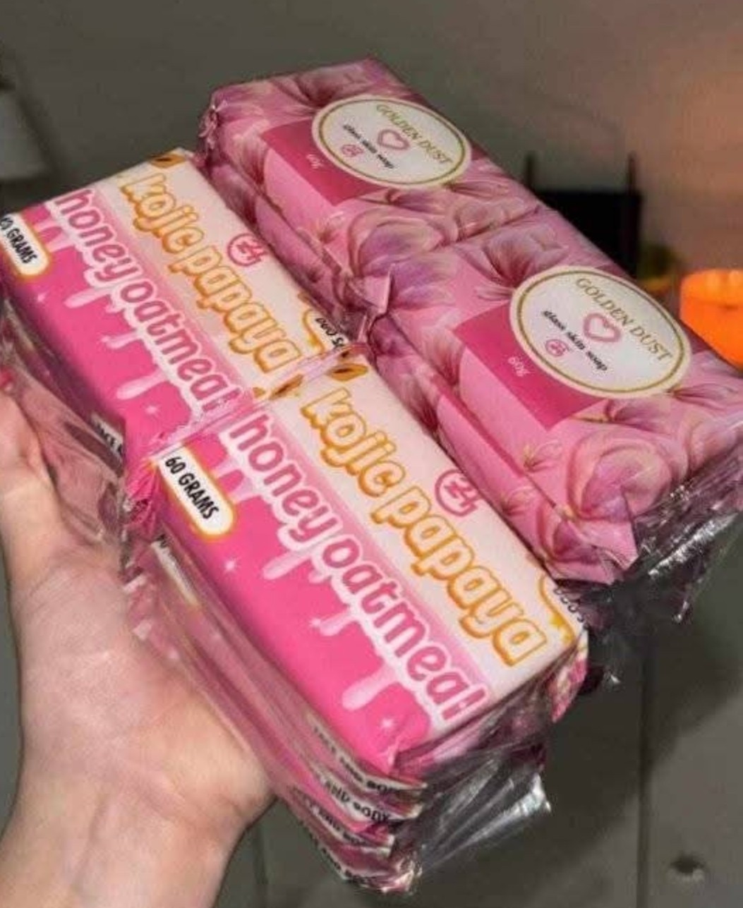 G21 Mini Combo Golden Dust Soap & Kojic Papaya Honey Oatmeal Duo Soap 60g Each✨️