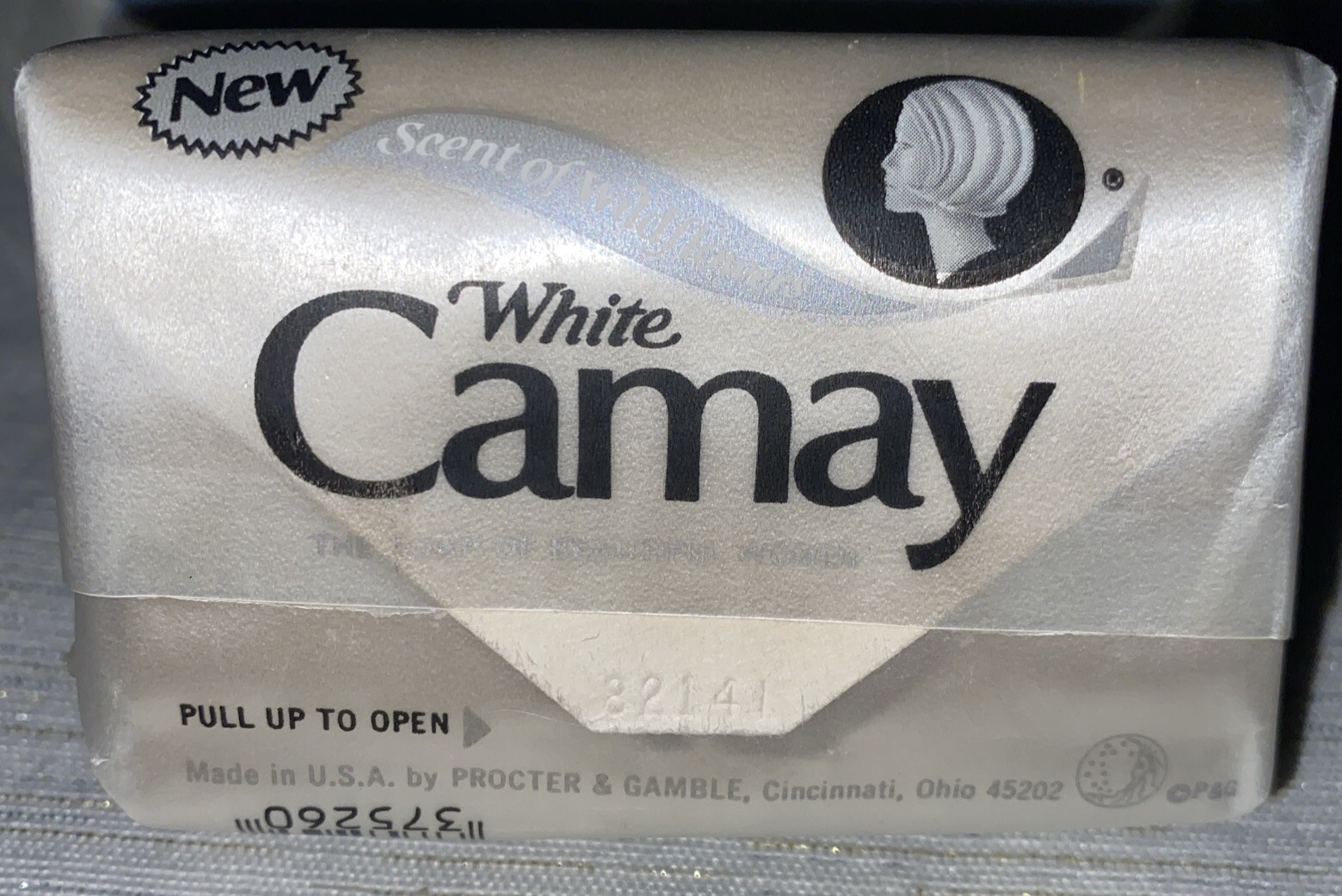 Vintage Camay SoapBar White Wildflowers 3.5 Oz New Old Stock