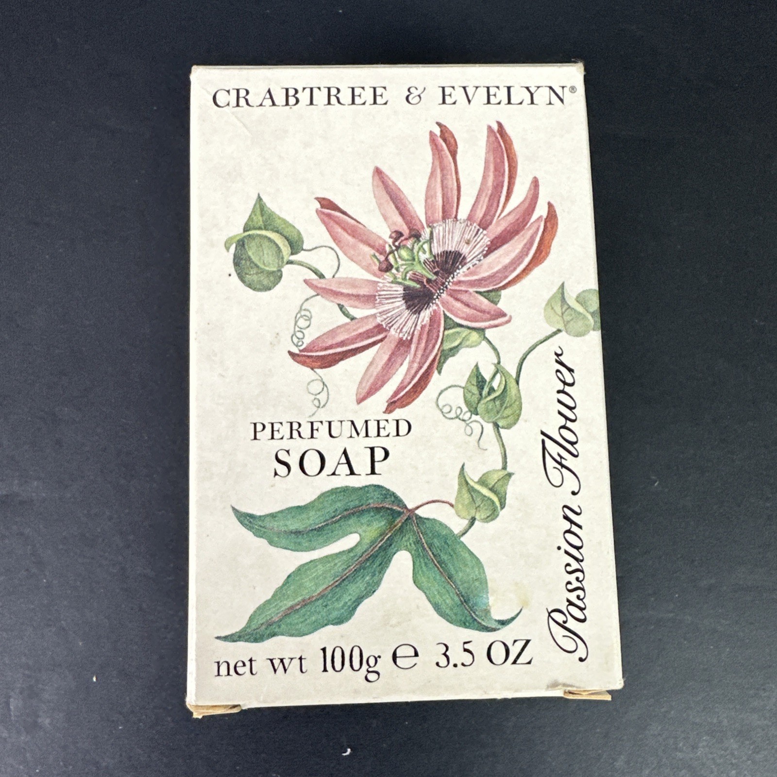 Crabtree & Evelyn Perfumed Passion Flower Bar Soap Box 3.5 Oz 100g 1996 Vintage