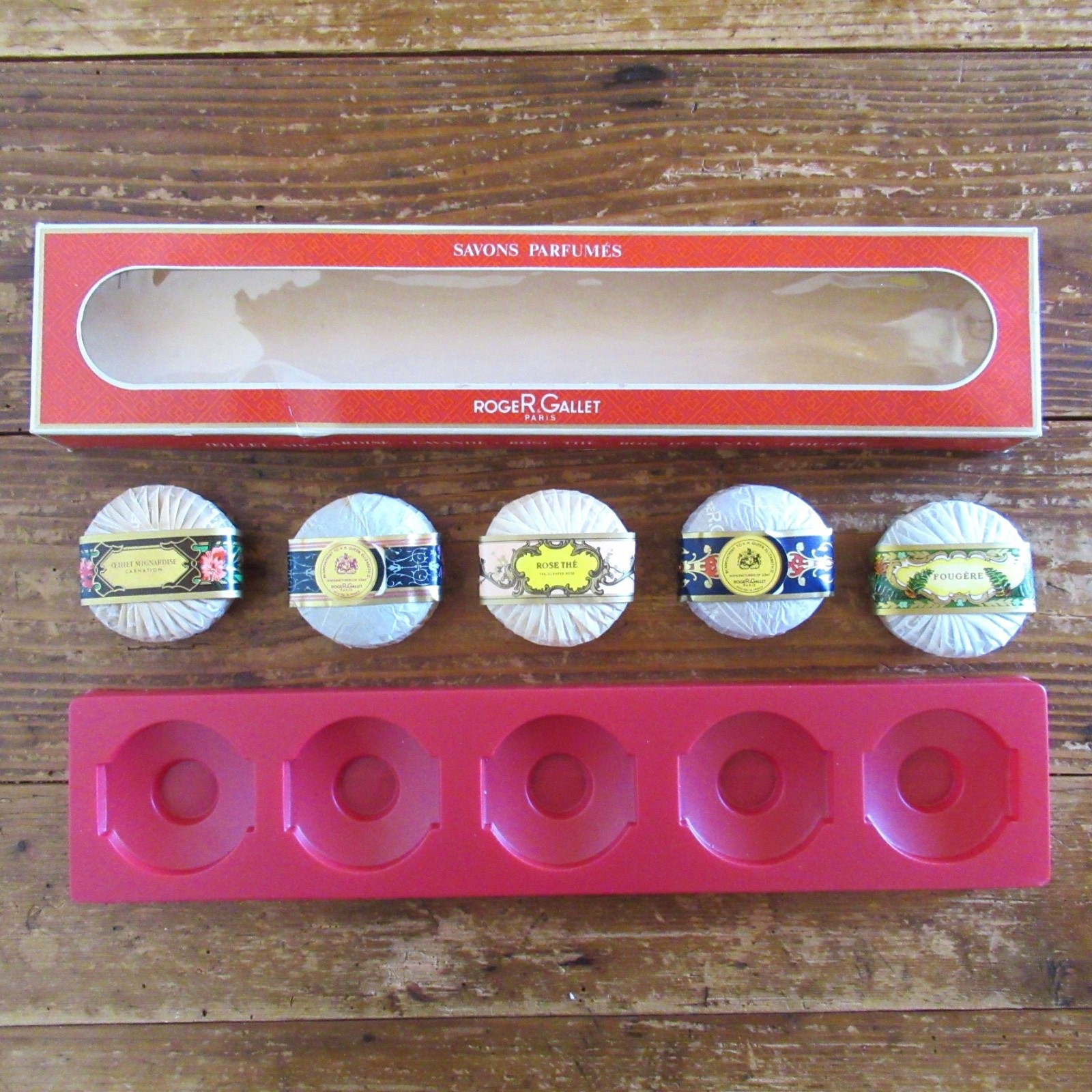 Vintage Soaps Roger Gallet Paris Savons Parfumés 3 oz Assorted Set of 5 with Box