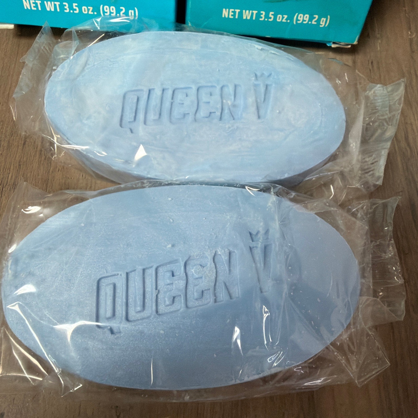Queen V, Cleansing Bar V Bar WILD BERRY pH Balanced Soap 3.5oz Sealed Pack of 2