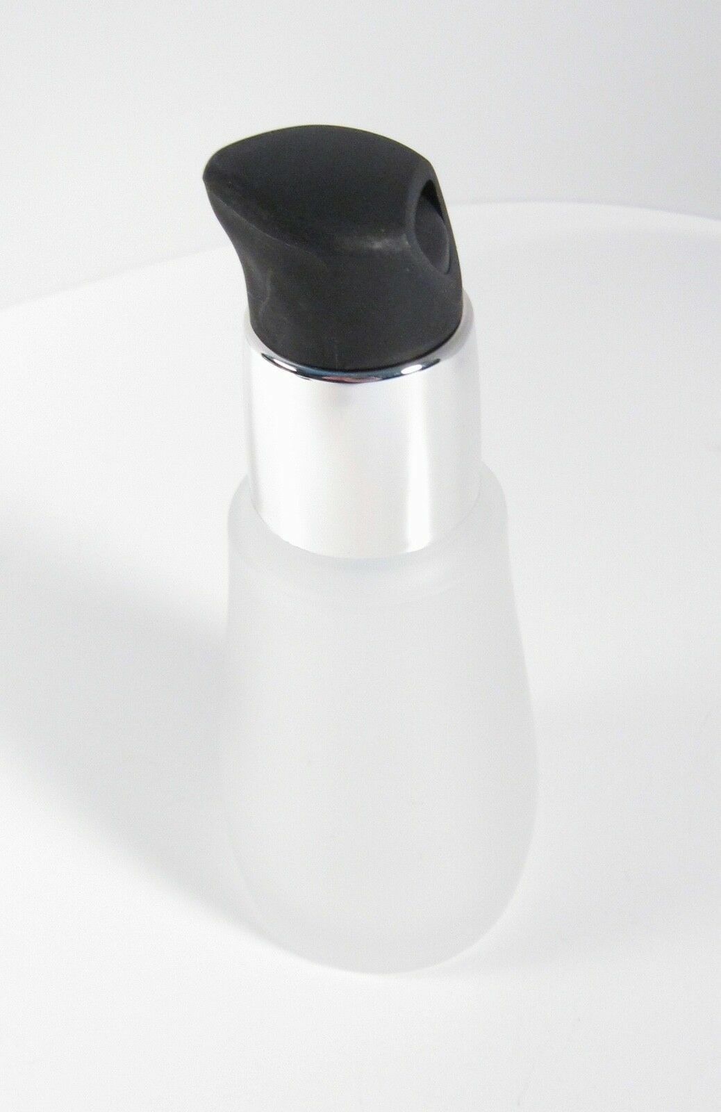 BODY & SOUL 30ml Frosted Glass Lotion Liquid Make Up Dispenser NEW 4″ Tall
