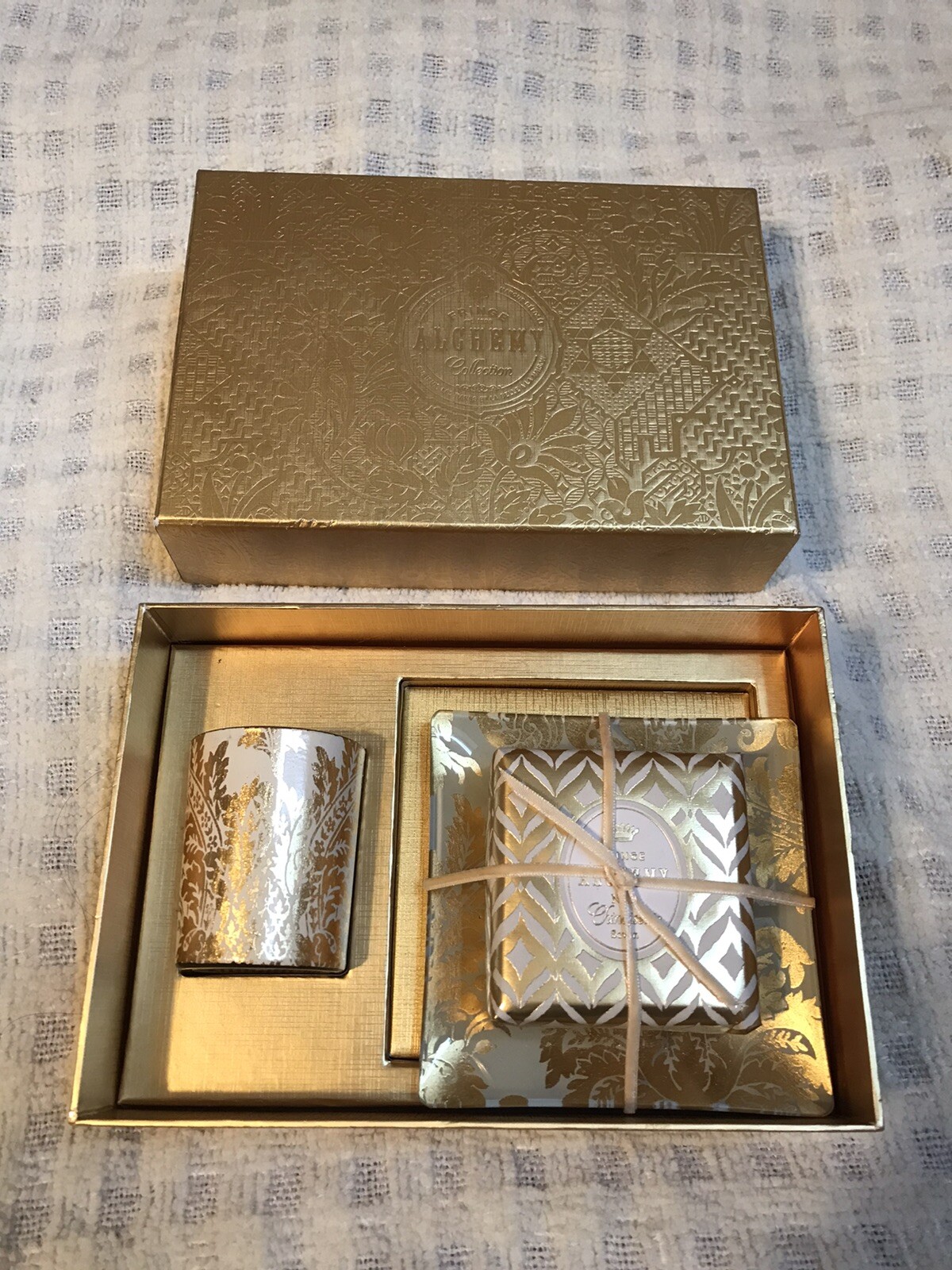 Fringe Alchemy Savon Vanilla Orange Luxury Scented Soap W.TRAY + CANDLE NEW!