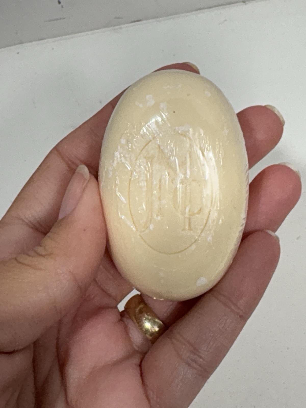 Jessica McClintock Woman’s Perfume Soap Bar Travel Size 2.8 OZ
