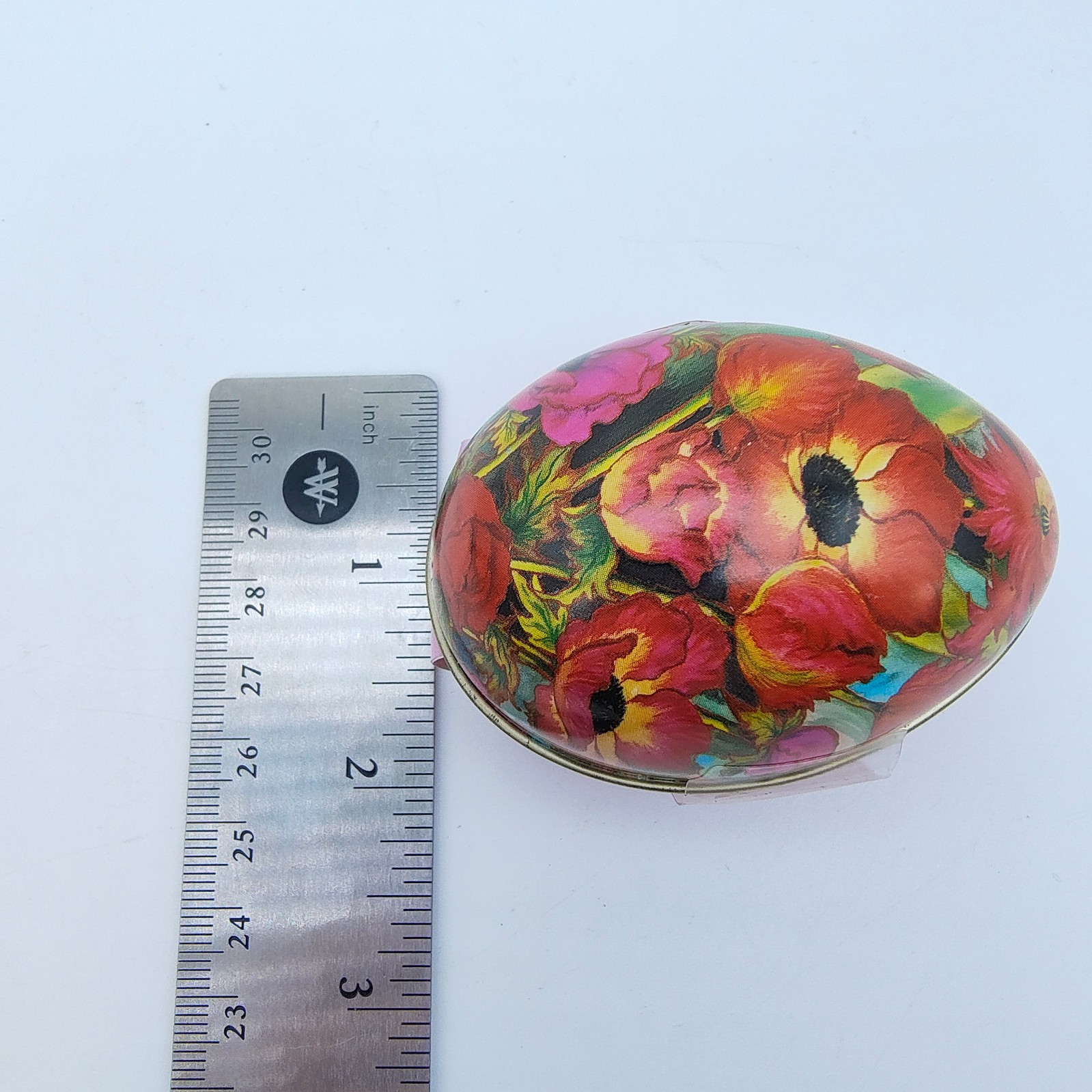 Bronnley’s Easter Egg Soap Set of 3 White Iris 50g Floral Poppy Flower England