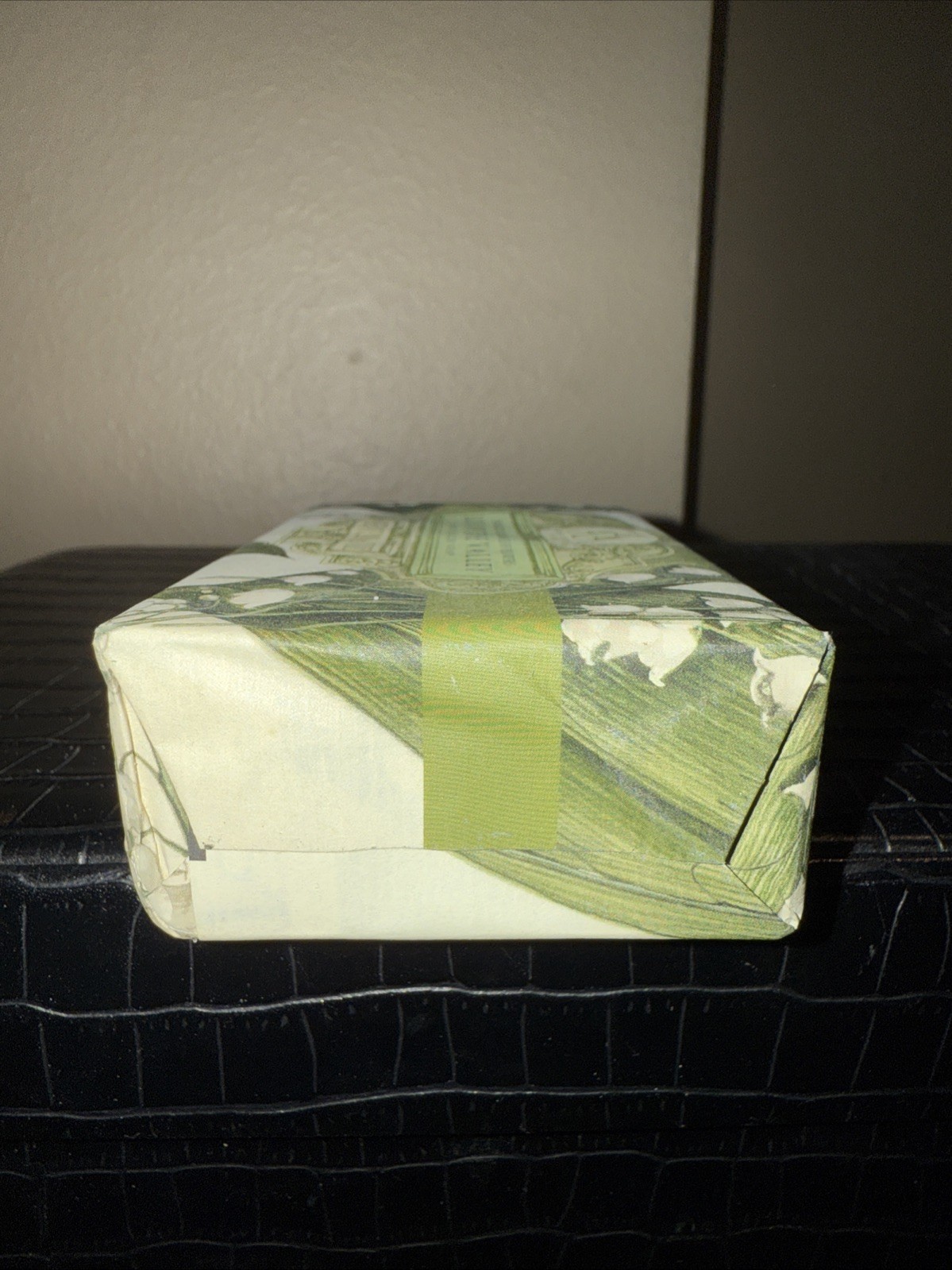 Aromas Artesanales De Antigua Lily of the Valley Triple Milled Soap