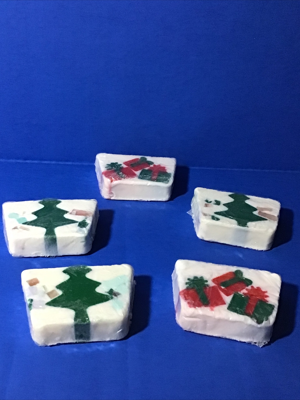 Primal Elements Handmade Christmas Bar Soap – Set of 5 – 2.5 oz. / 70 grams