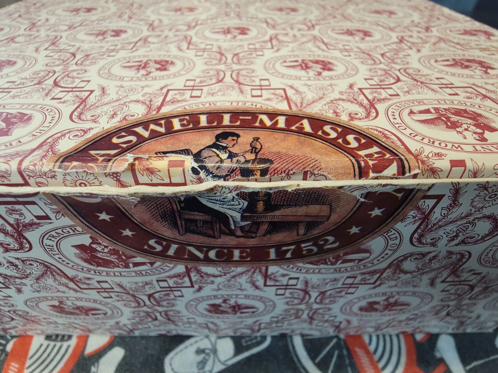 Vintage CASWELL MASSEY Soap Bars Hotel Soap Antique Collectors Lot Of 7 With Box