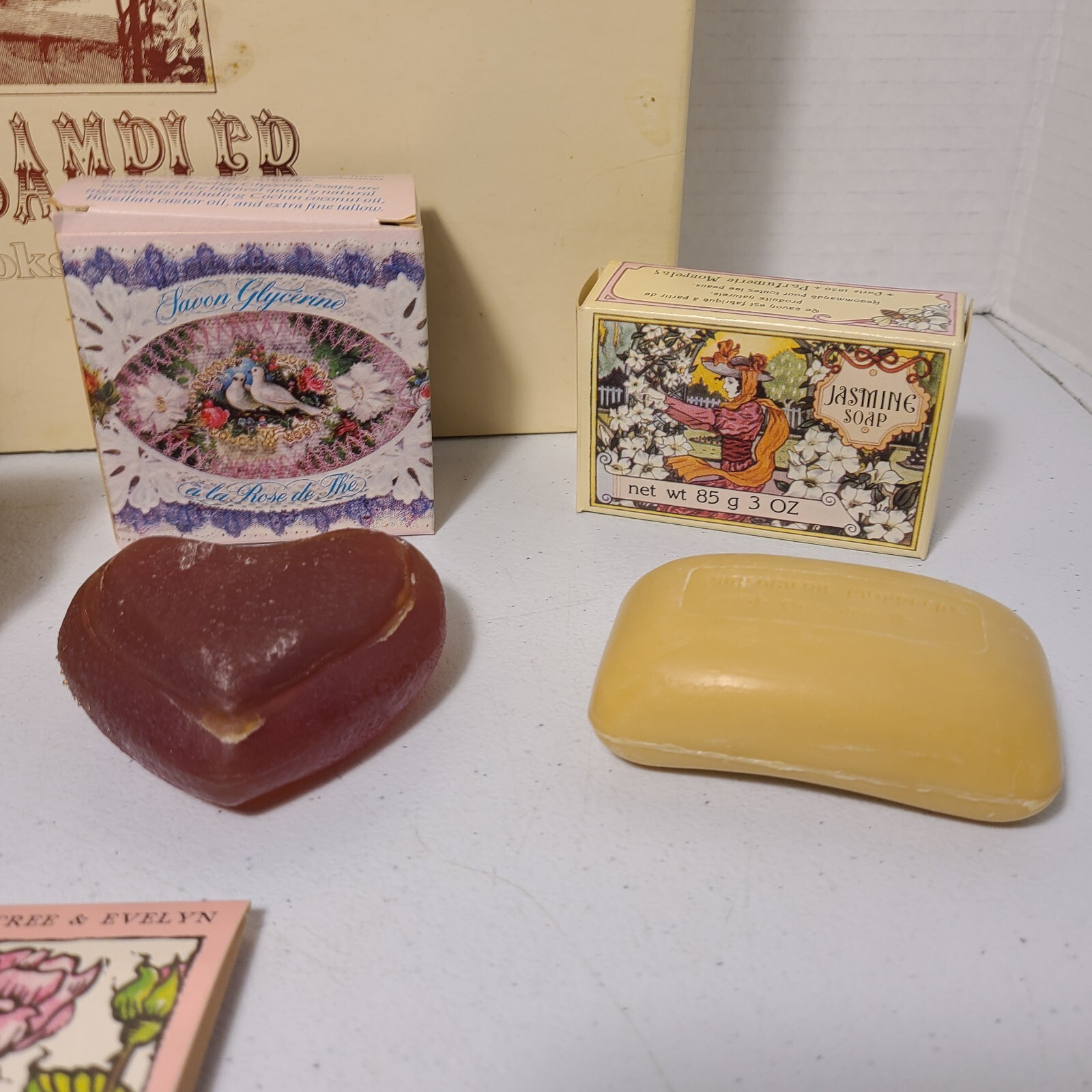 Crabtree & Evelyn Vintage 1978 (Lot Of 8)Bar Soap 3oz. Cat, Jasmin, Seashell