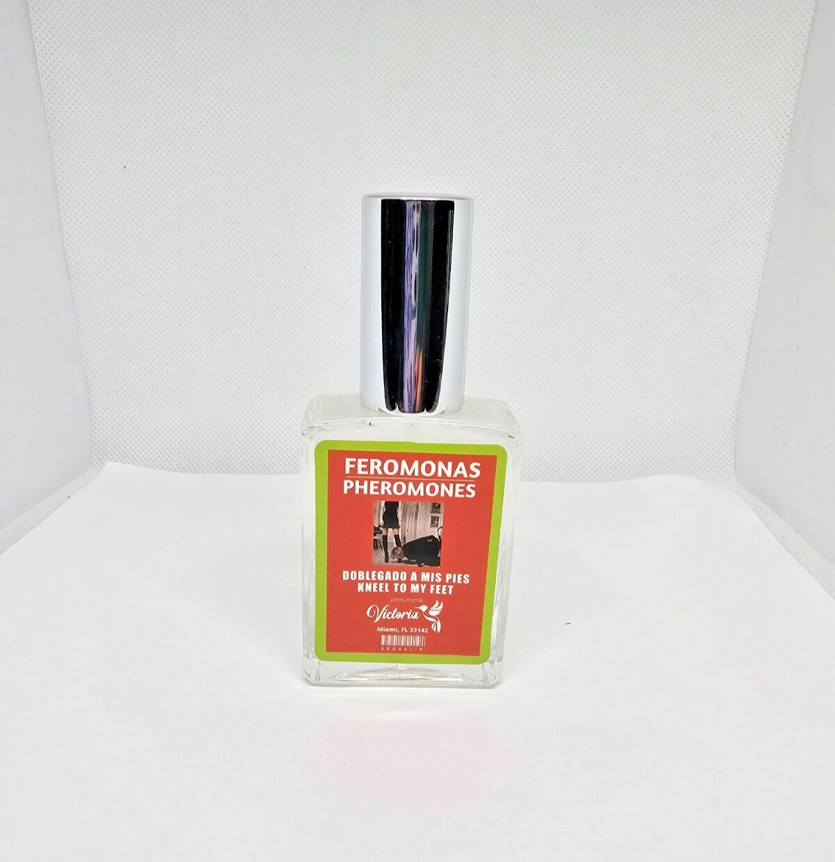 PERFUME DOBLEGADO A MIS PIES / KNEEL TO MY FEET DOMINA AL SEXO OPUESTO 1PC