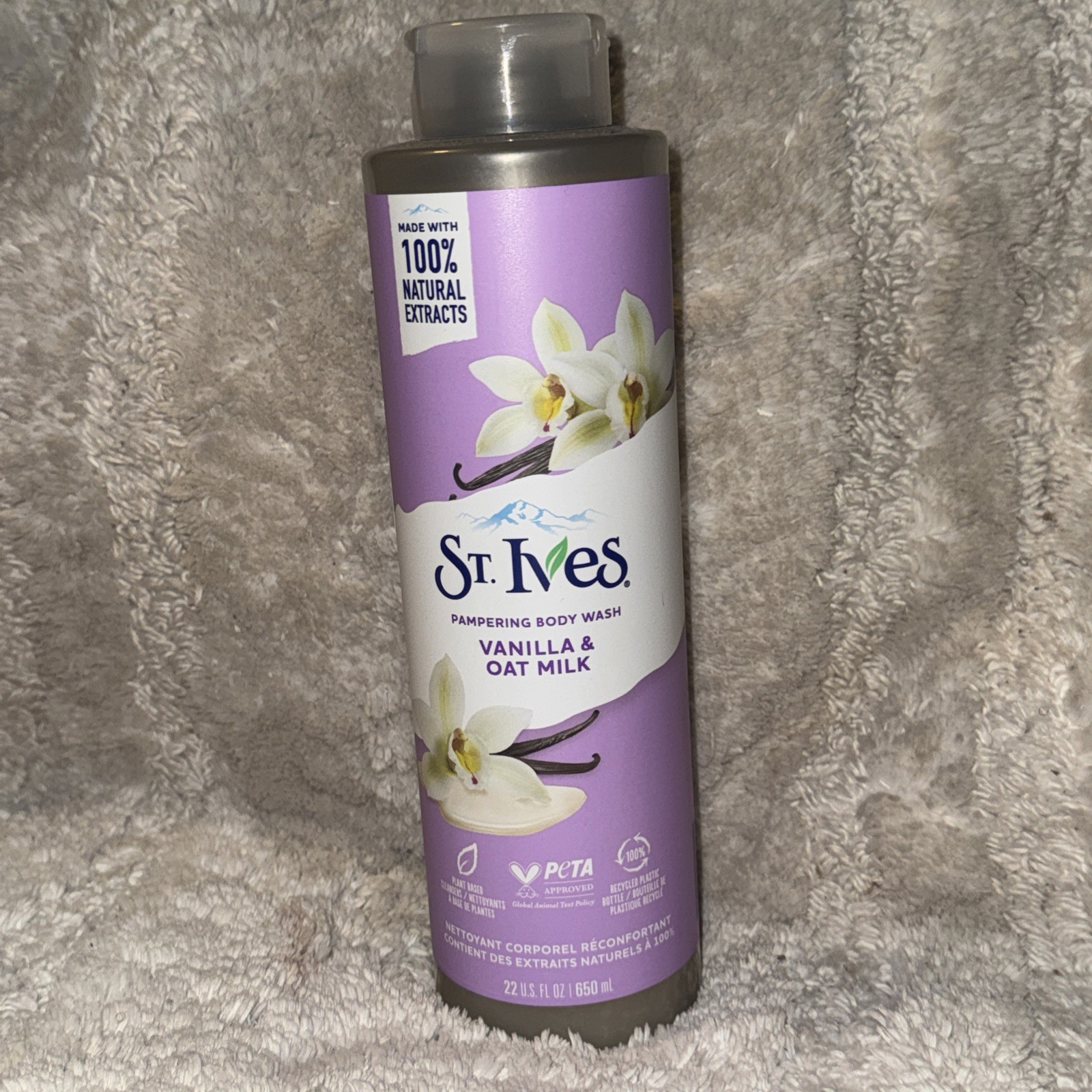 St. Ives Pampering Body Wash Vanilla and Oat Milk 22oz Plastic Bottle
