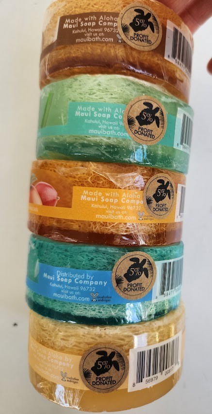 Maui soap company Lot of 5 soaps Coconut Mango Hawaiian Waters Island Sands