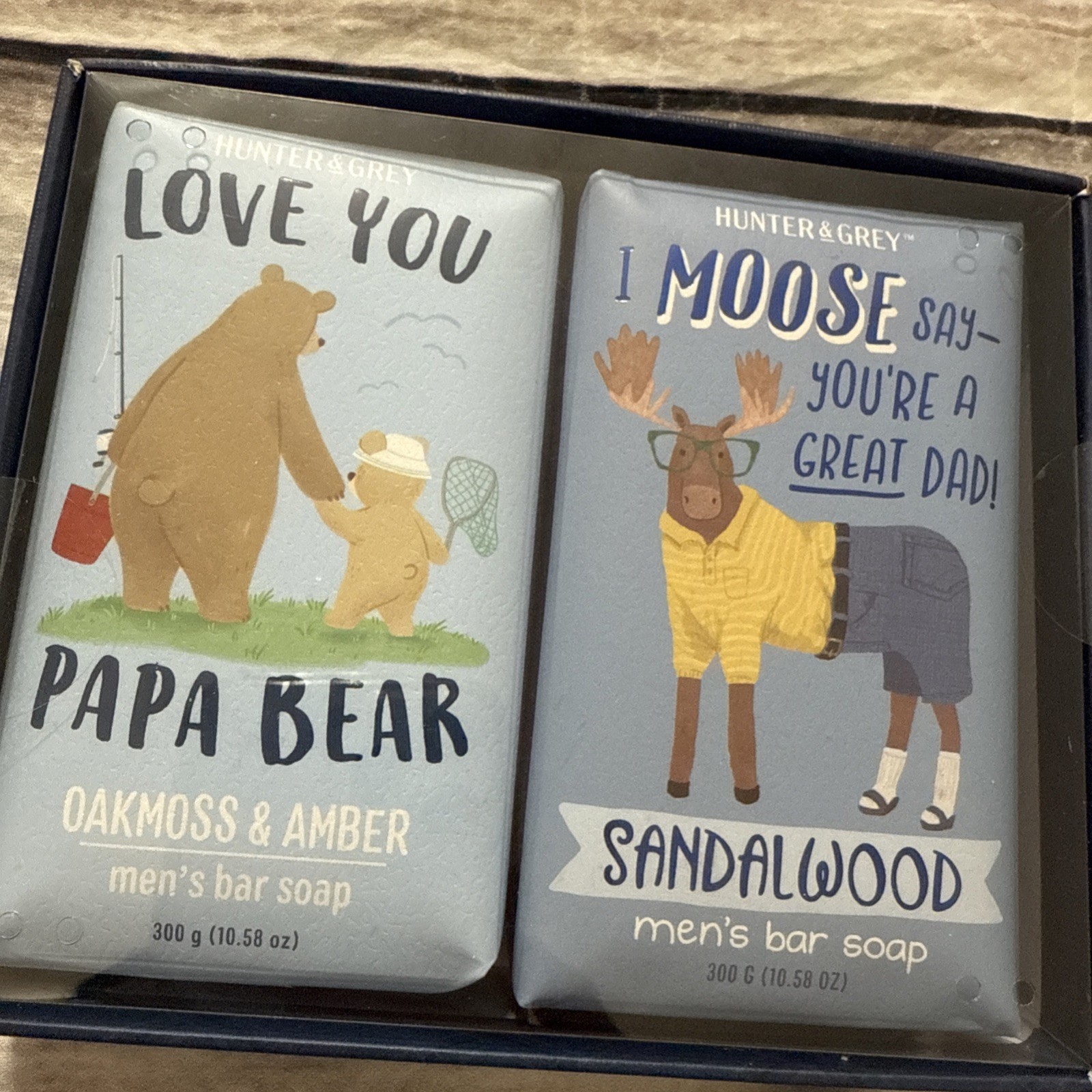 Hunter & Grey Men Bar Soap Giftset 2 Pcs Oakmoss + Amber & SANDALWOOD 10.58 Oz