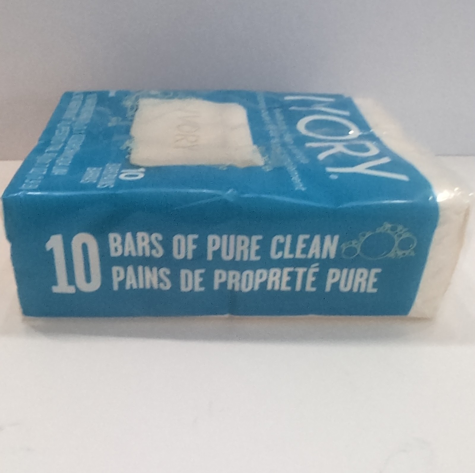 Ivory Bar Soap. 99.44% Pure Mild Body Cleanser Original Scent. 4 oz 10 Soaps VTG