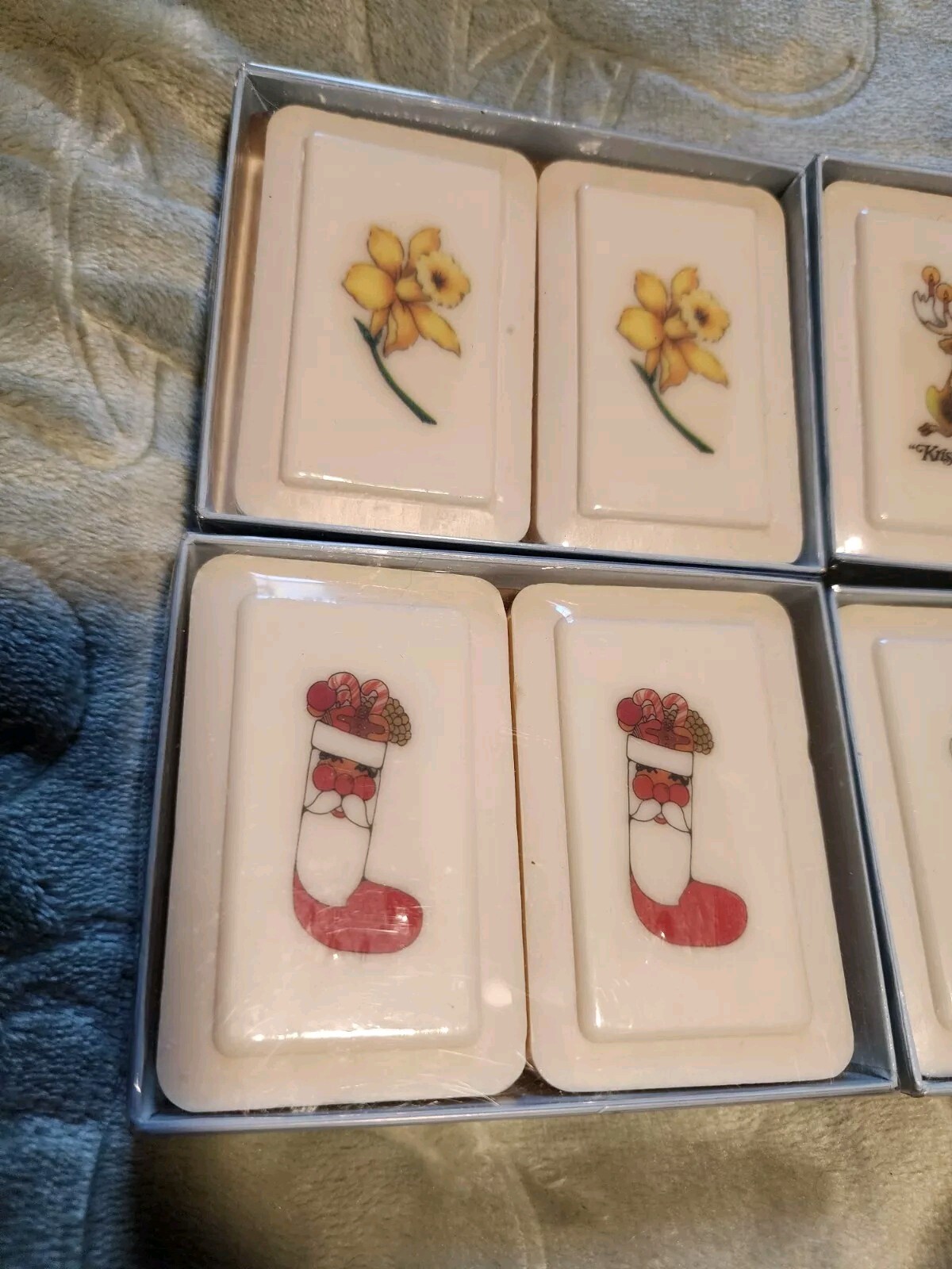 Vtg Katherine Gray French-Milled Soap 8 Sealed Bars Krismoose Santa Daffodil