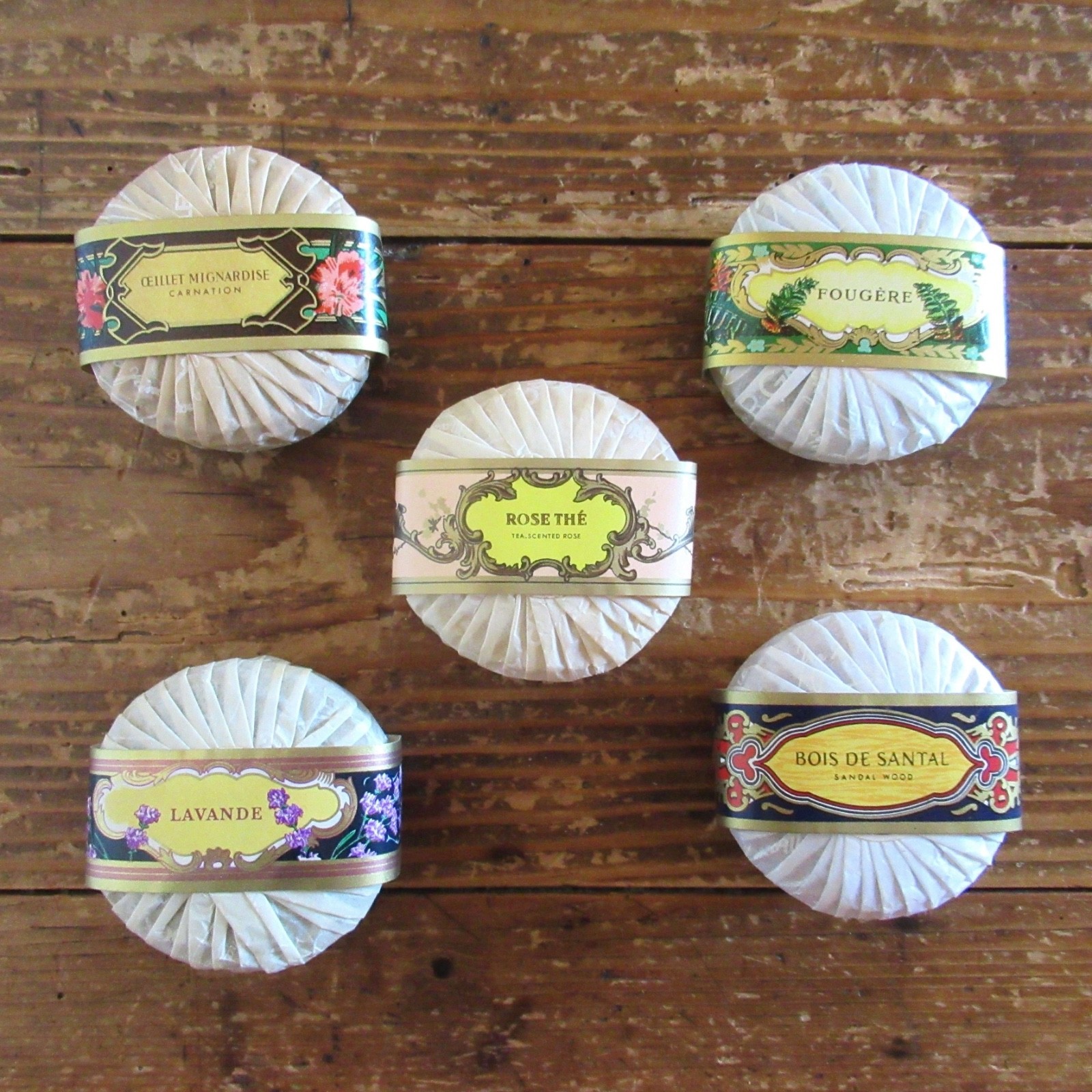 Vintage Soaps Roger Gallet Paris Savons Parfumés 3 oz Assorted Set of 5 with Box