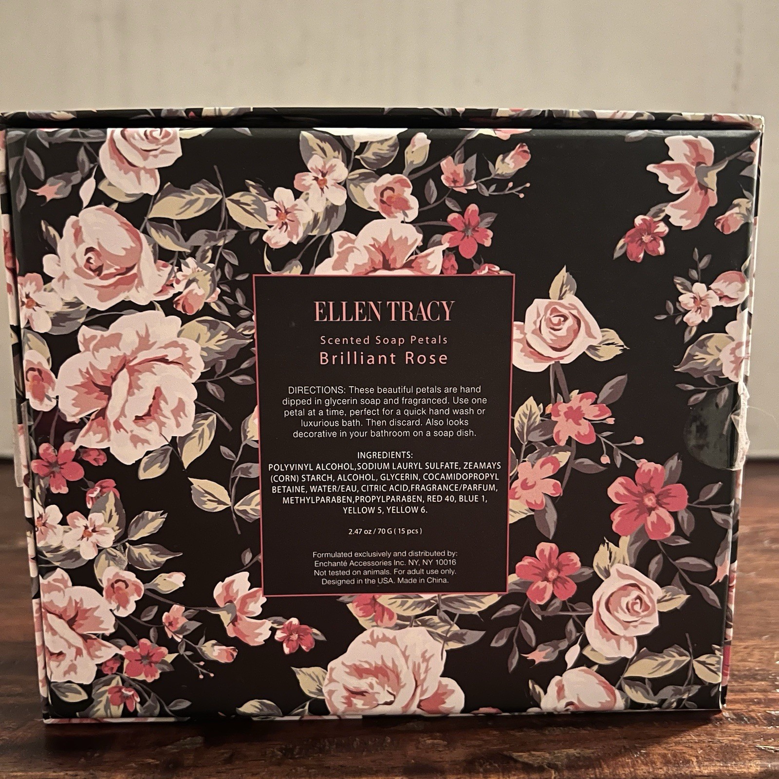 Scented Soap Petals Brilliant Rose Ellen Tracy New Open Box 15 Pcs Fragrant