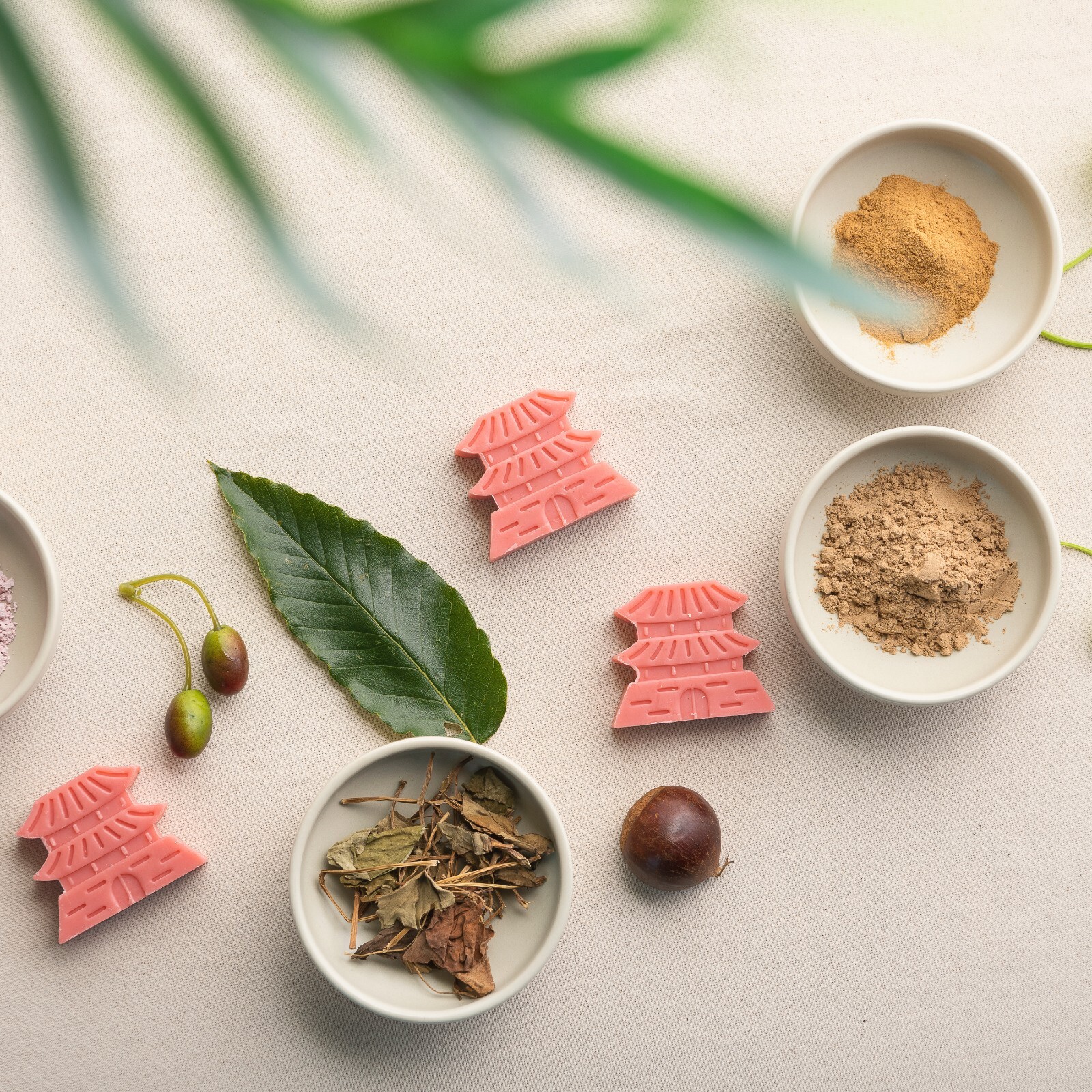 Korean Organic Herbal Handcraft Traditional Soap Travel Set Collection