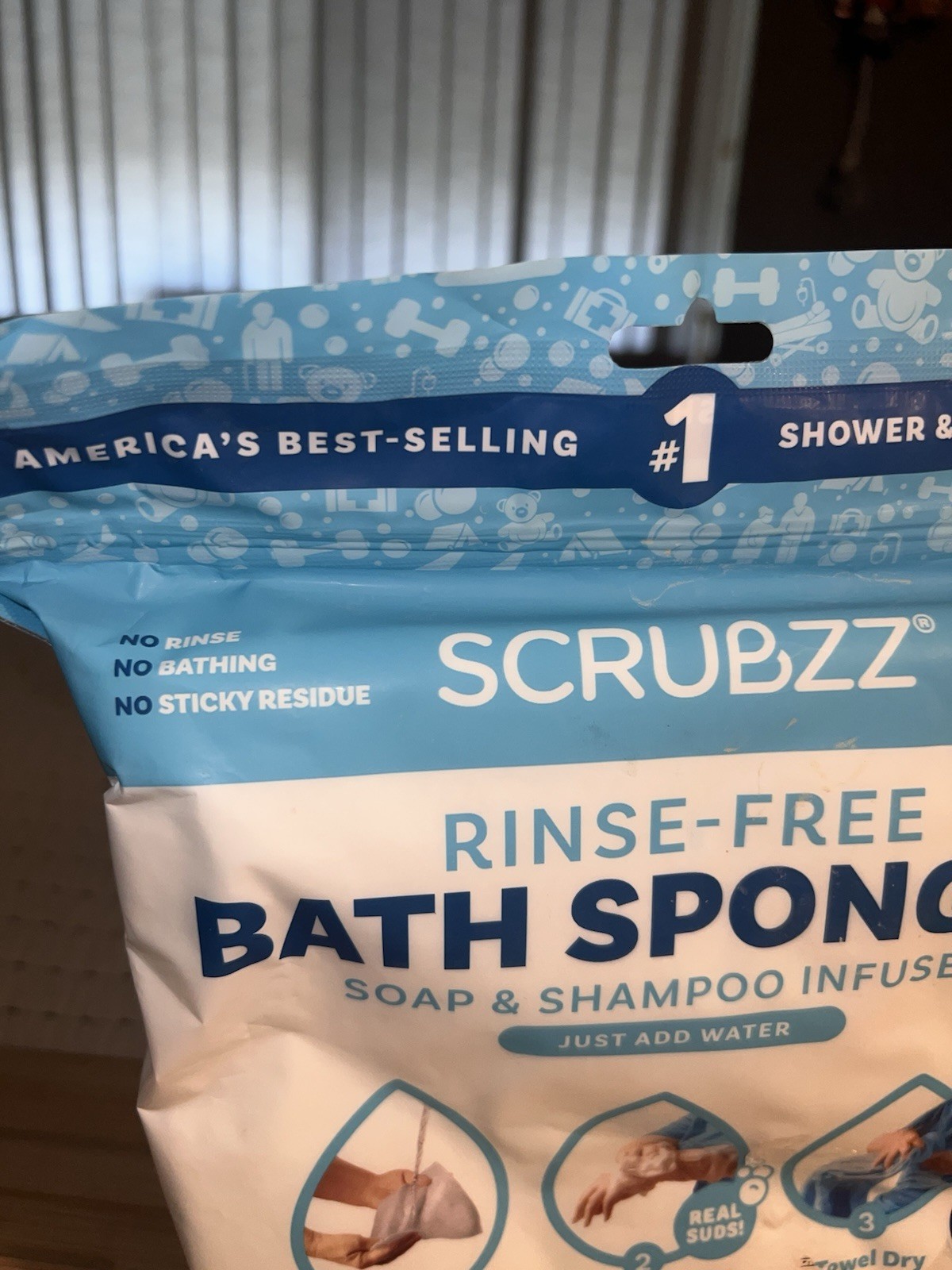 SCRUBZZ DISPOSABLE RINSE FREE TOTAL BODY BATH SPONGES 25 PACK – UNOPENED