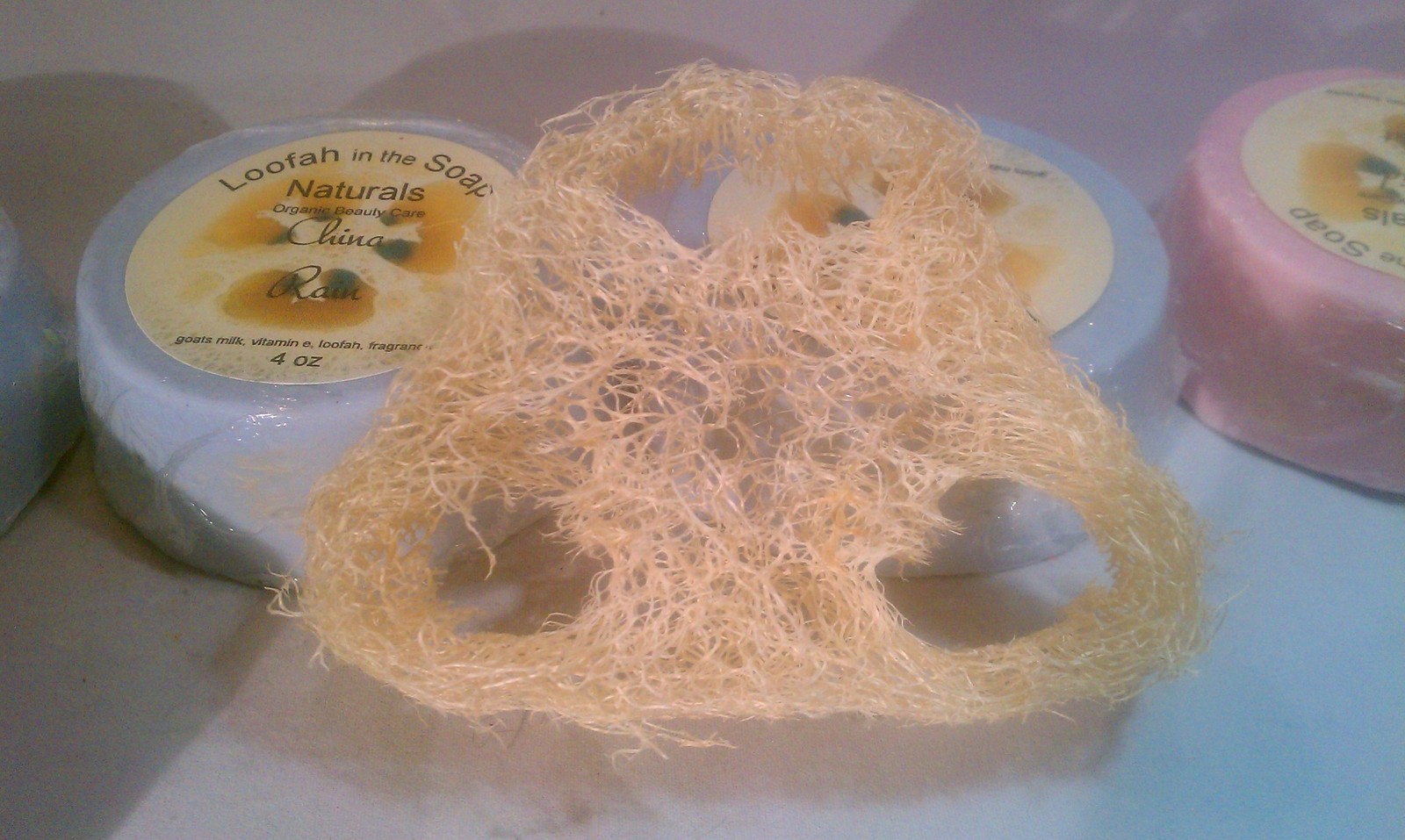 Loofah in the Soap – Goats Milk Soap w/A Loofah in it Natural/Organic 4oz