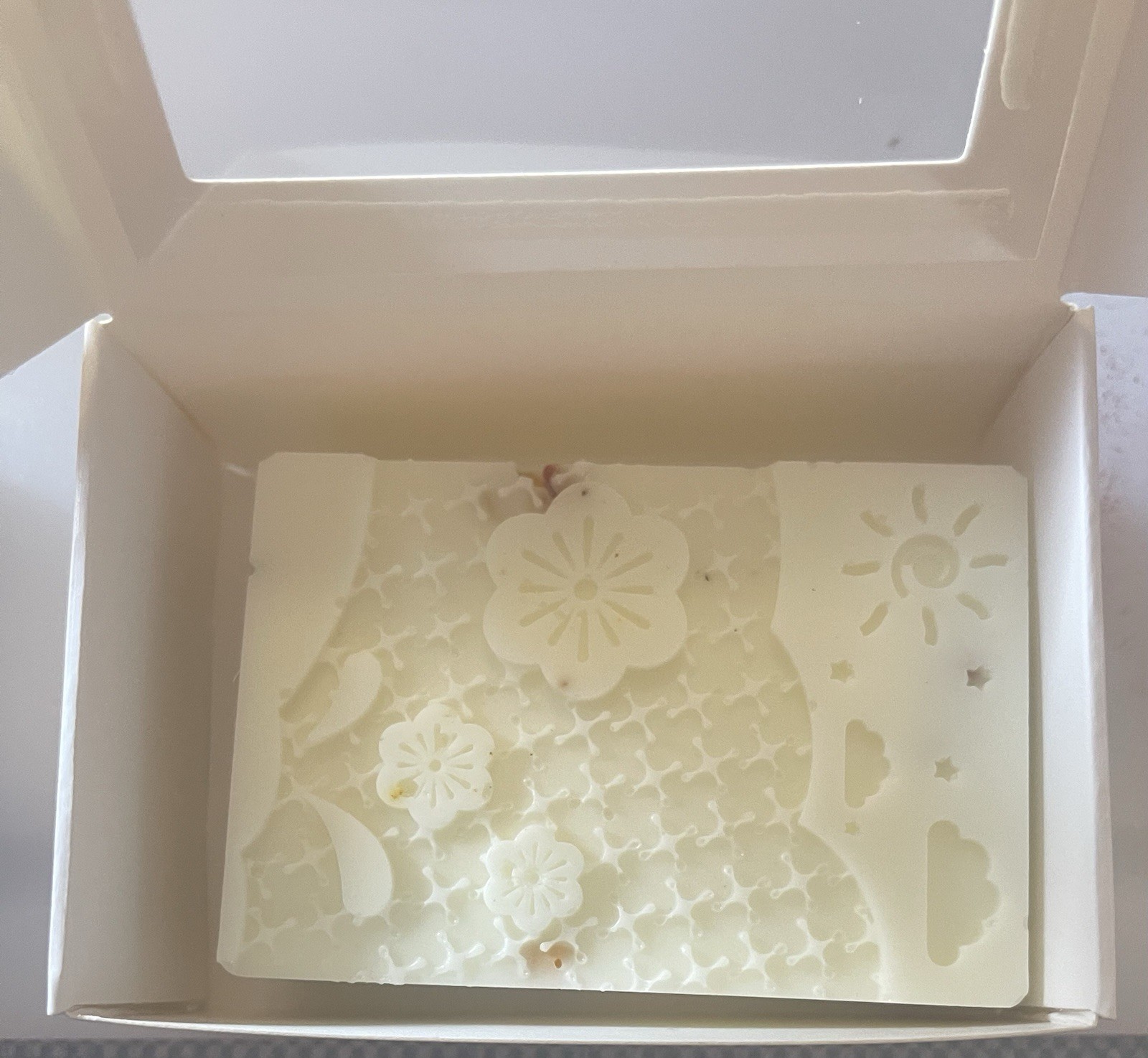 Handmade White Soap Bar – Hemp Oil Infused | Orange & Vanilla Citrus Scent