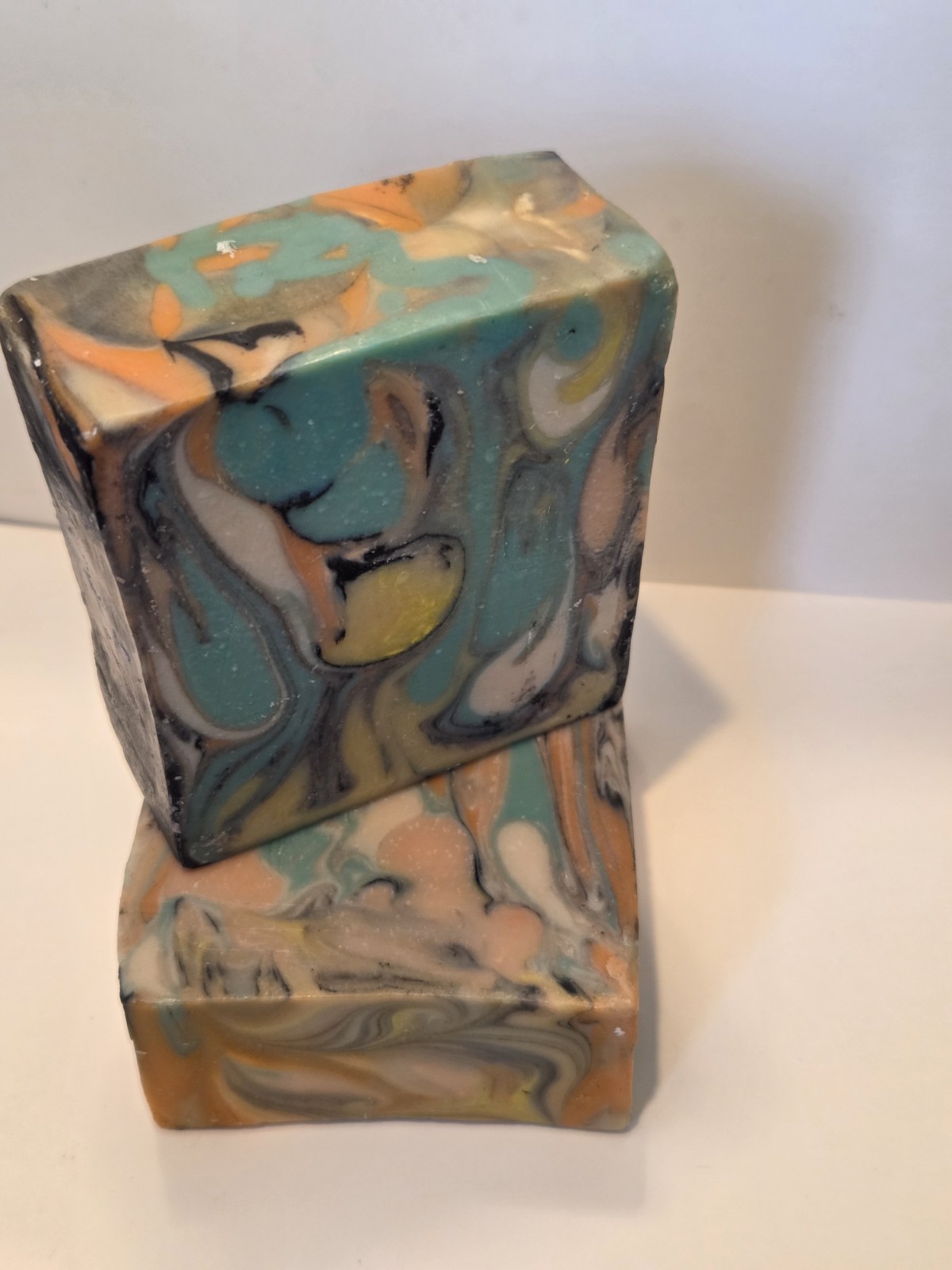 multi color scented with bergamot and coconut cream oil.