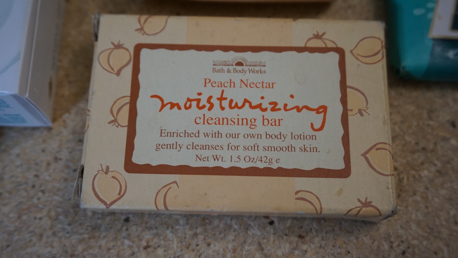 (19 Lot) Hotel Motel Travel Bar Soap Mixed – Dove Sensitive Dial La Quinta Etc.